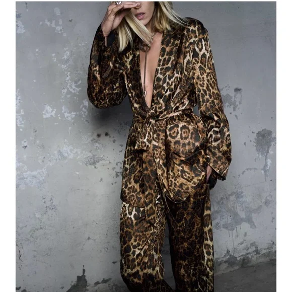 Zara Leopard Print Blazer - Picture 4 of 6